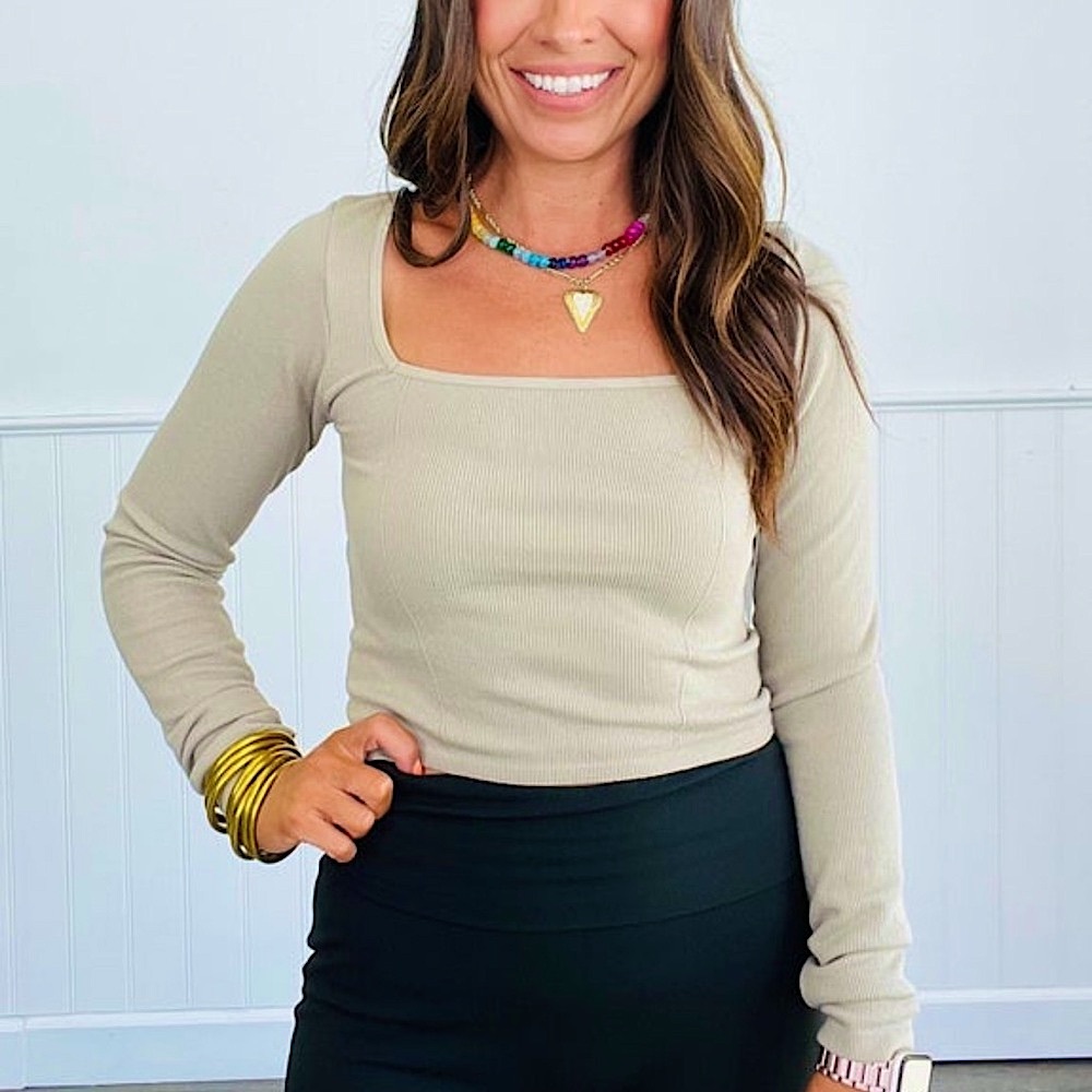 🍒BOGO50%🍒🆕🤎KIMBERLY C: Taupe L/S Essential Top SMALL